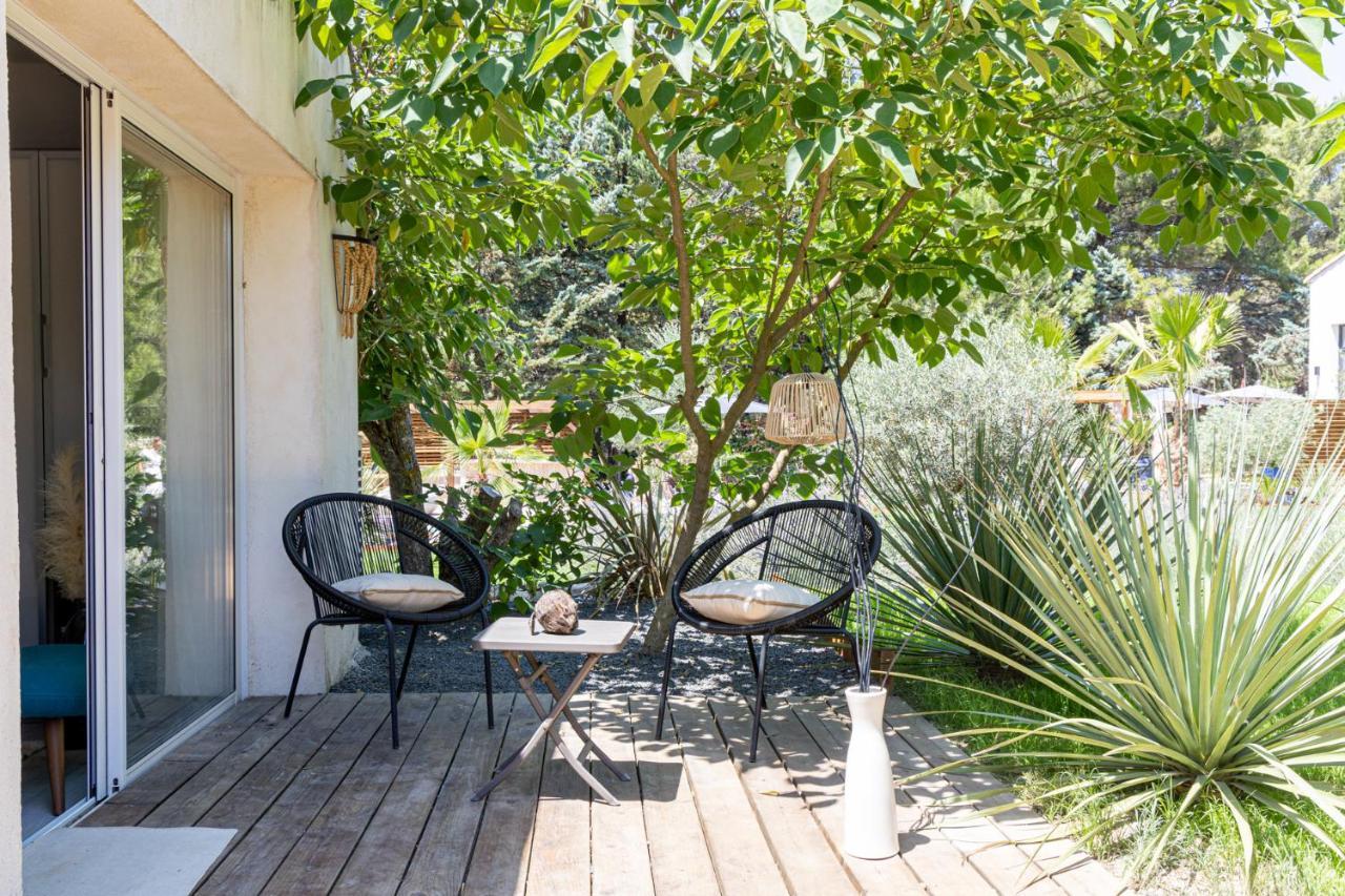 Les Lodges Taizen, Sejour Spa- Sans Enfants Saint-Cannat Exterior foto